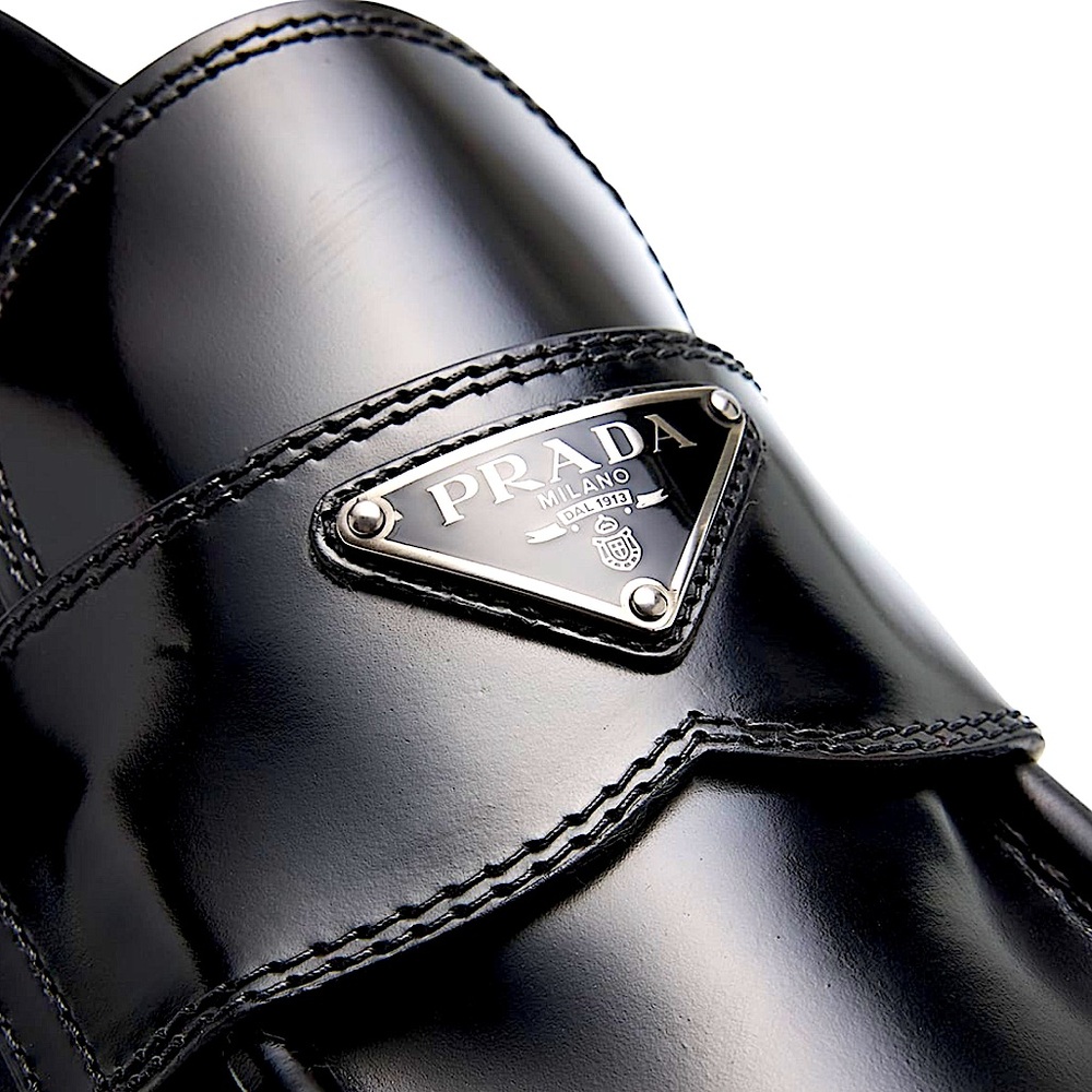 PRADA - Picture 4 of 16